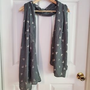 Mickey Mouse grey scarf